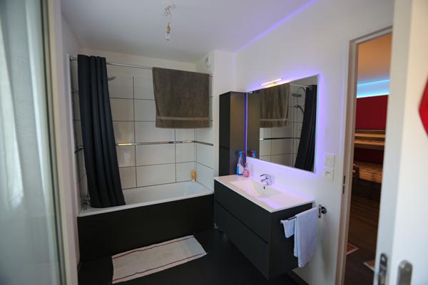 A LOUER APPARTEMENT MEUBLE F2 DUPLEX DE 56 m² PARIS 17ème