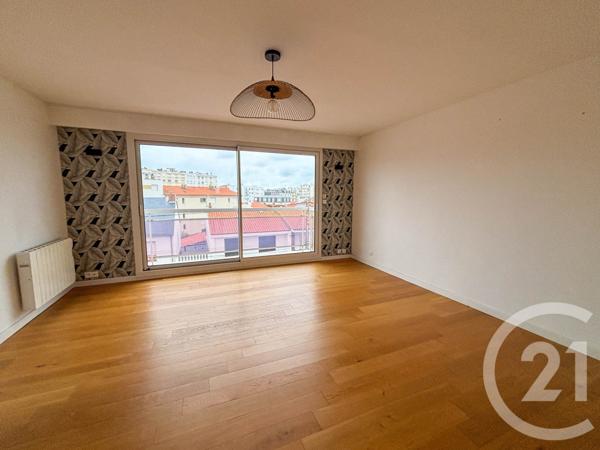 Appartement T3 à vendre  3 pièces - 58,02 m2 LES SABLES D OLONNE - 85