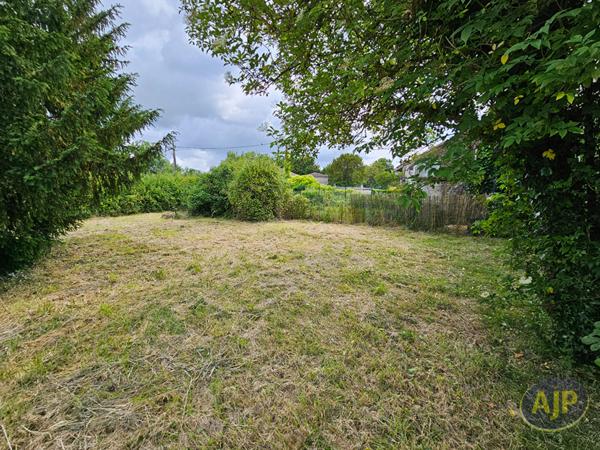 Vente immeuble Saint Sever De Saintonge : 211 000 € - AJP Immobilier Saintes