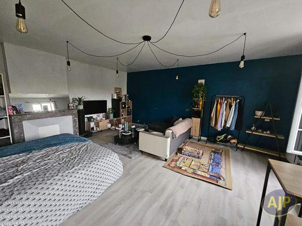 Vente immeuble Saint Sever De Saintonge : 211 000 € - AJP Immobilier Saintes