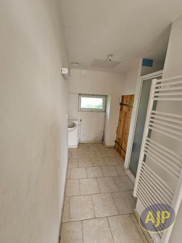 Vente immeuble Saint Sever De Saintonge : 211 000 € - AJP Immobilier Saintes