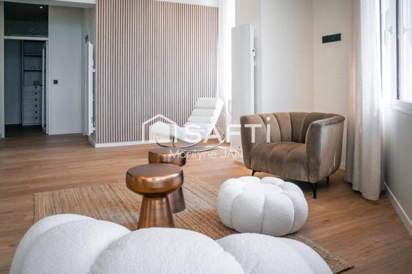 Bel appartement magnifiquement rénové, vue mer en 1er plan.