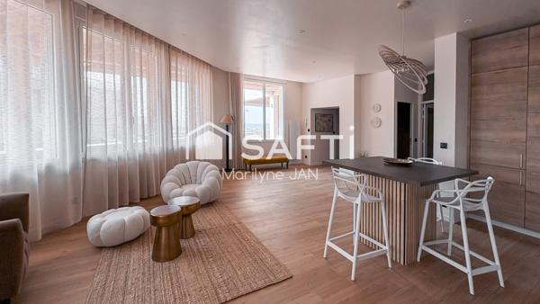 Bel appartement magnifiquement rénové, vue mer en 1er plan.