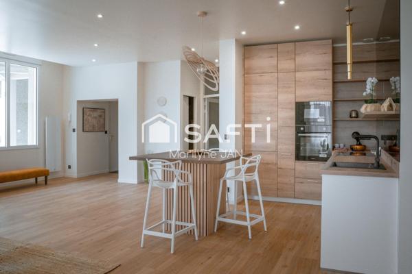 Bel appartement magnifiquement rénové, vue mer en 1er plan.