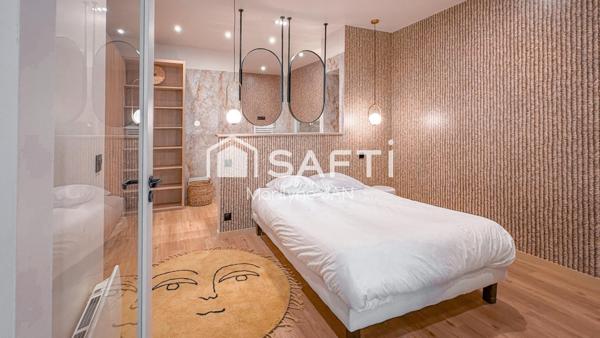 Bel appartement magnifiquement rénové, vue mer en 1er plan.