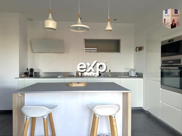 Belle appartements - Haute de villa - T3/4 –99 m² – Stationnement – Quartier Quatre Chemins des Routes