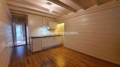 Location                                                      Appartement
                        
                     1 pièces                      27 m2                     à Lons-le-Saunier