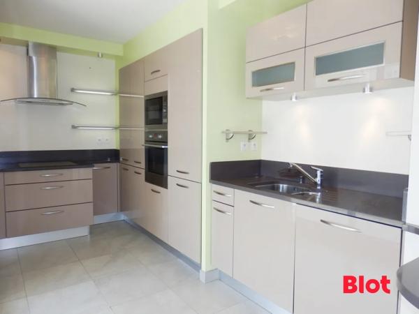 Appartement 4 pièce(s)