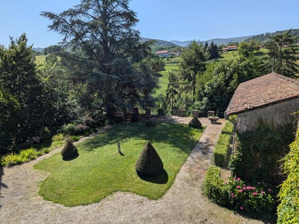 Manoir du XVIIe siècle sur 14500 m² de terrain Saint girons
