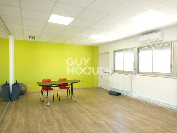 Bureaux comme neuf Avignon zone de l'Amandier