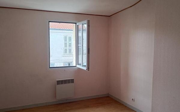 Appartement à vendre    2 pièces • 37,20 m2 Rochefort