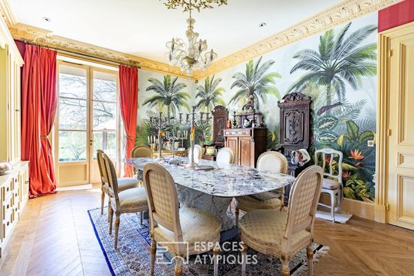 Elégante demeure XIXème en briques et pierres dans un cadre enchanteur avec vue