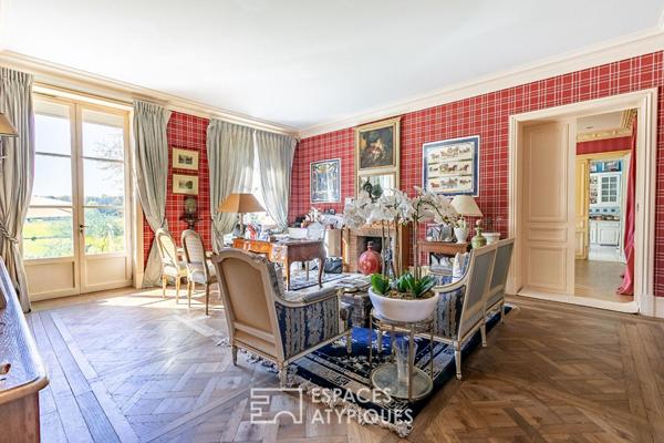 Elégante demeure XIXème en briques et pierres dans un cadre enchanteur avec vue