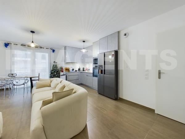 SUPERBE 3 PIECES AVEC BALCON