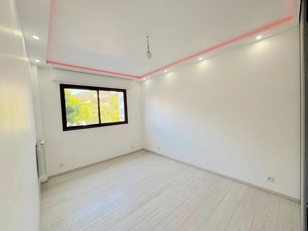 Appartement à vendre 3 pièces CANNES (06)