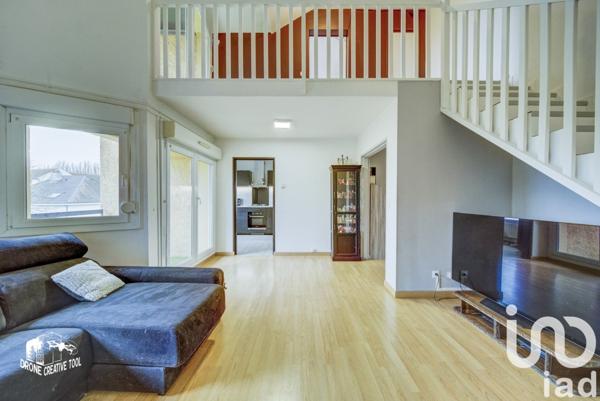 Duplex 4 pièces de 84 m² à Uckange (57270)