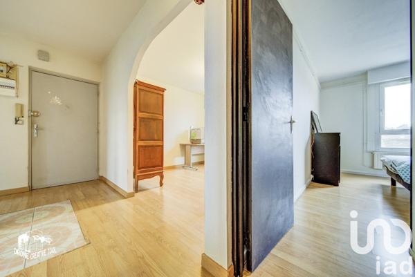 Duplex 4 pièces de 84 m² à Uckange (57270)