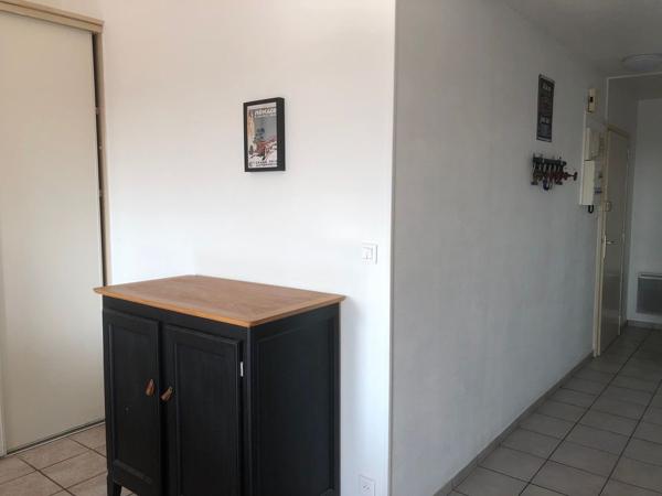 Appartement Saint Maixent L Ecole 2 pièce(s) 58.77 m2