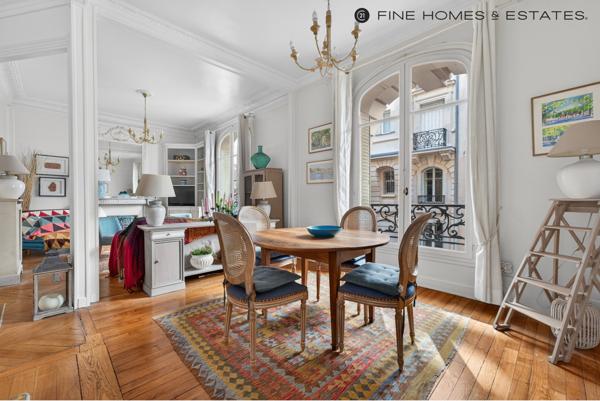 Appartement T5 à vendre  5 pièces - 106 m2 PARIS - 75006