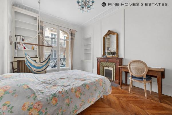 Appartement T5 à vendre  5 pièces - 106 m2 PARIS - 75006