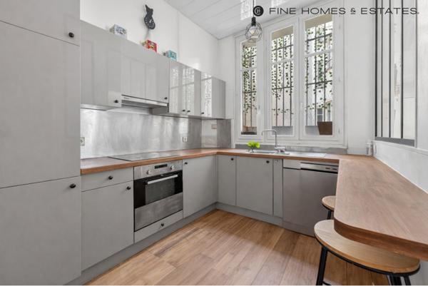 Appartement T5 à vendre  5 pièces - 106 m2 PARIS - 75006