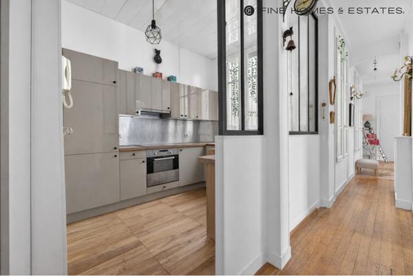 Appartement T5 à vendre  5 pièces - 106 m2 PARIS - 75006