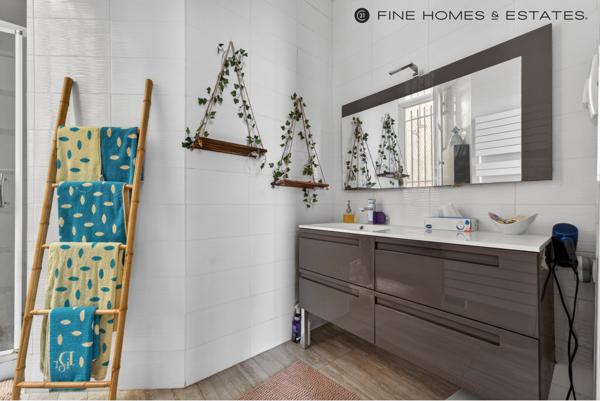 Appartement T5 à vendre  5 pièces - 106 m2 PARIS - 75006