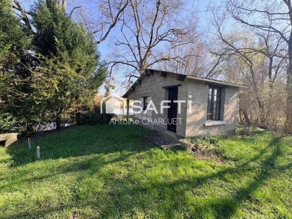 Terrain de 8488 m² accolé à la rivière de l'indre - idéale pour un coin de pêche