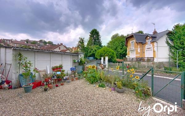 Maison à vendre    3 pièces • 66 m2 Saint-Éloy-les-Mines