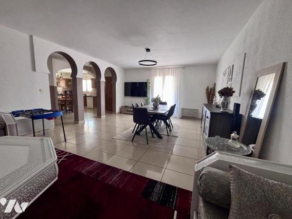 Maison familiale avec sous-sol et extérieur – Coursan (11110)