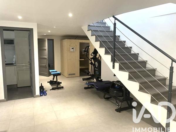 Maison à vendre 6 pièces 287 m² Cachan