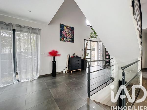 Maison à vendre 6 pièces 287 m² Cachan