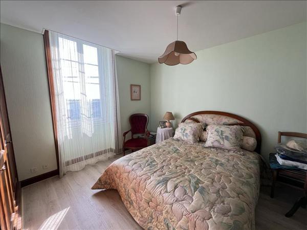 Maison à vendre |  Châteaubernard |  4 pièces | 110 m²