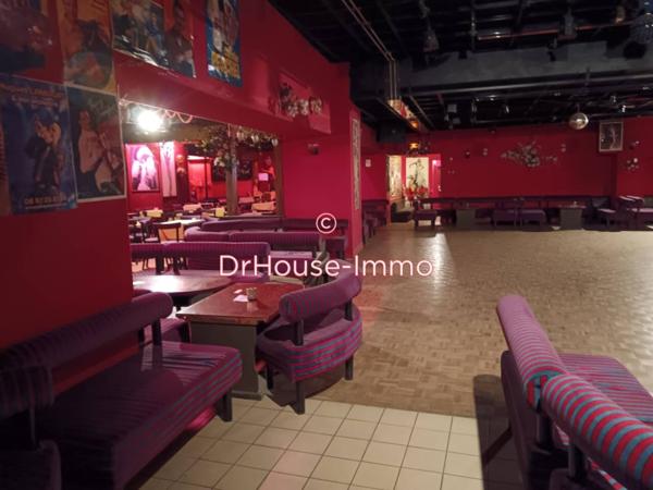 Immeuble à vendre 7 pièces de 900 m²
