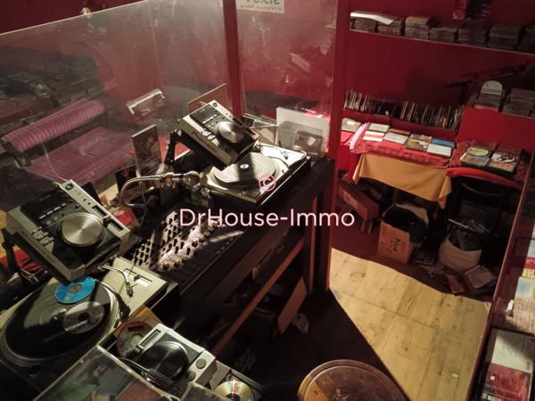 Immeuble à vendre 7 pièces de 900 m²