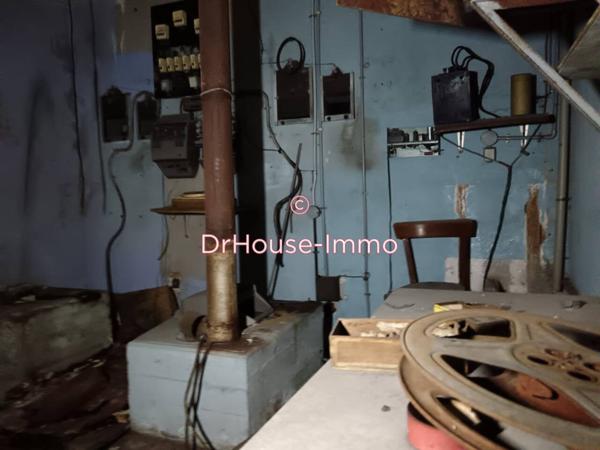 Immeuble à vendre 7 pièces de 900 m²