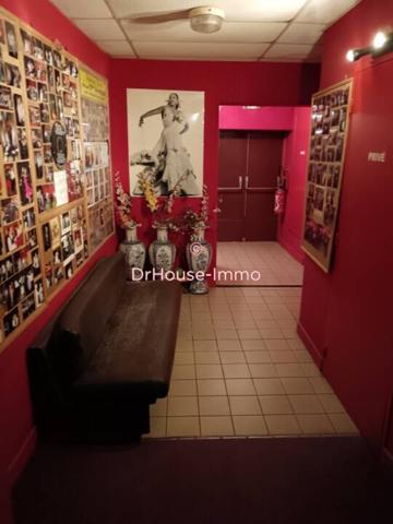 Immeuble à vendre 7 pièces de 900 m²