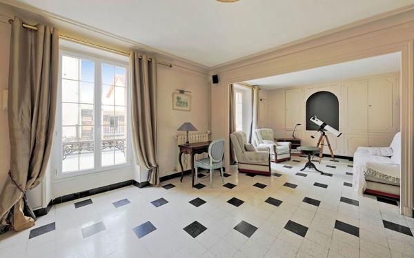 Maison à vendre    5 pièces • 155 m2 Dampmart