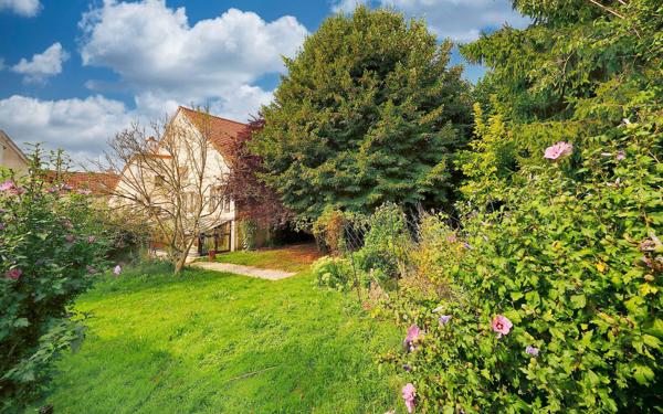 Maison à vendre    5 pièces • 155 m2 Dampmart