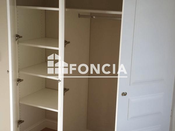 Location Appartement 2 pièces 44.6 m² - 2 RUE DES BENEDICTINS Vitre 35500