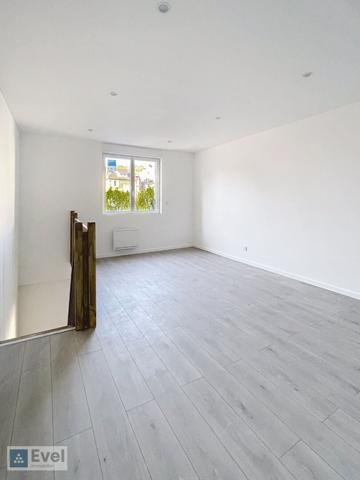 LOCATION MOYEUVRE GRANDE  F3 RENOVE