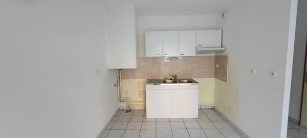 LOCATION T1BIS RODEZ SANS FRAIS D'AGENCE