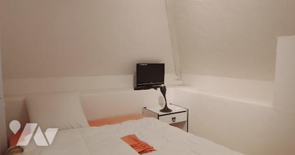 AV Fougères entrée cuisine SAM salon buand garage  cave chbre SDB 3 chbres gren terra jardin abri