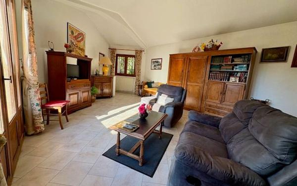 Maison à vendre    5 pièces •  La Colle-sur-Loup