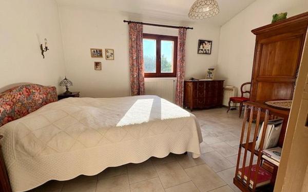 Maison à vendre    5 pièces •  La Colle-sur-Loup