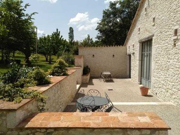 Valeilles (82150) Magnifique ensemble immobilier XVIIIème avec vue panoramique
