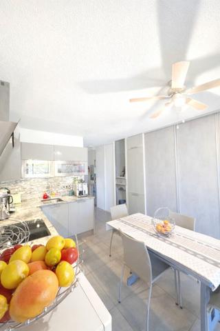 Appartement LE LAVANDOU 37.39 m²