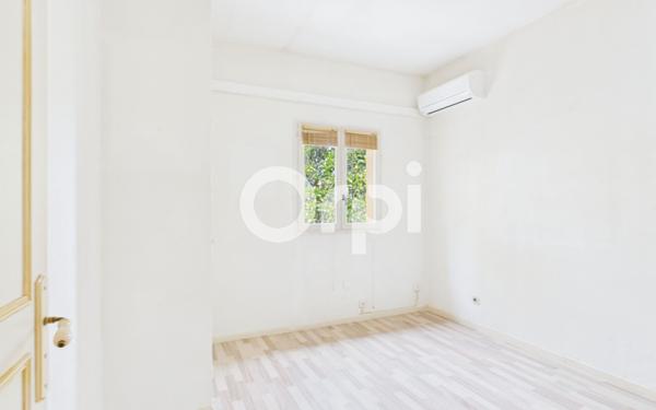 Maison à vendre    6 pièces •  Callian