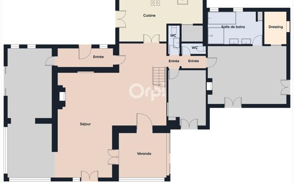 Maison à vendre    6 pièces •  Callian