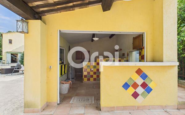 Maison à vendre    6 pièces •  Callian